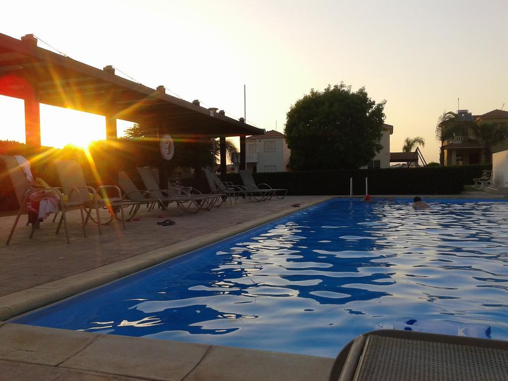 Sunset Garden Villa Перволія Екстер'єр фото